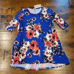 NWT Sweet Lovely Dress Size S Floral